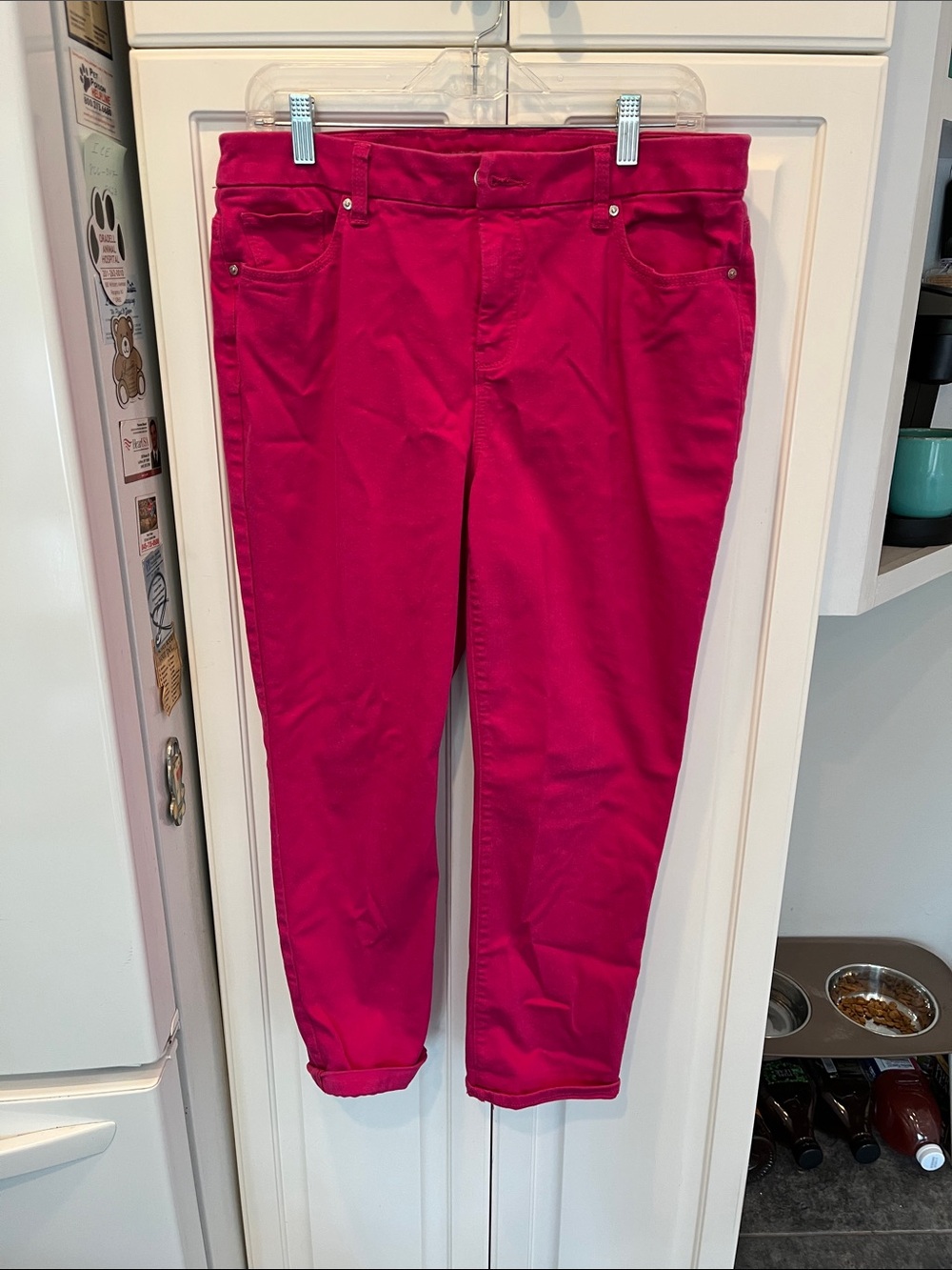 Chicos So Slimming Pink Crops size 2=12/14